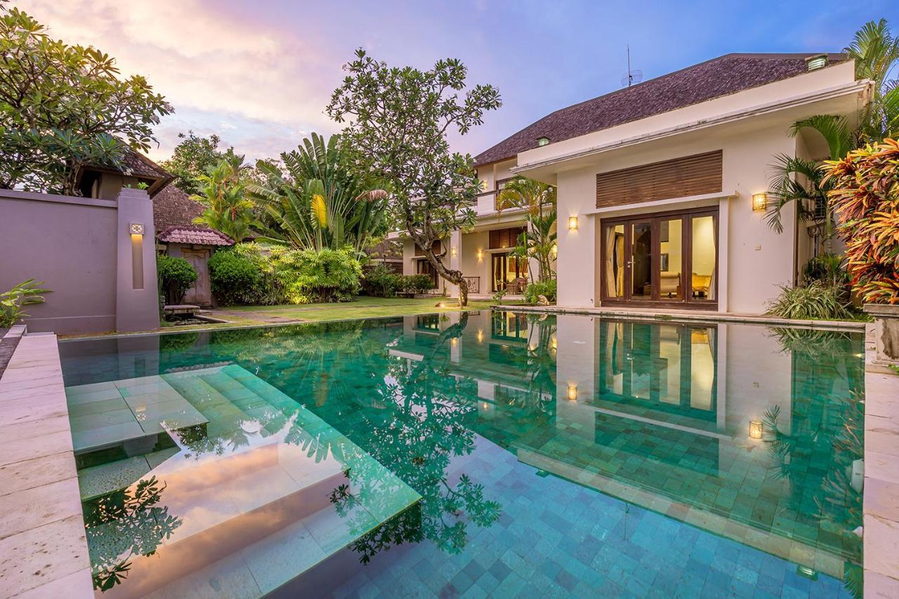 Bali Lotus